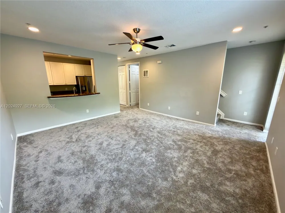3909 White Peacock Ln Coconut Creek, FL 33073