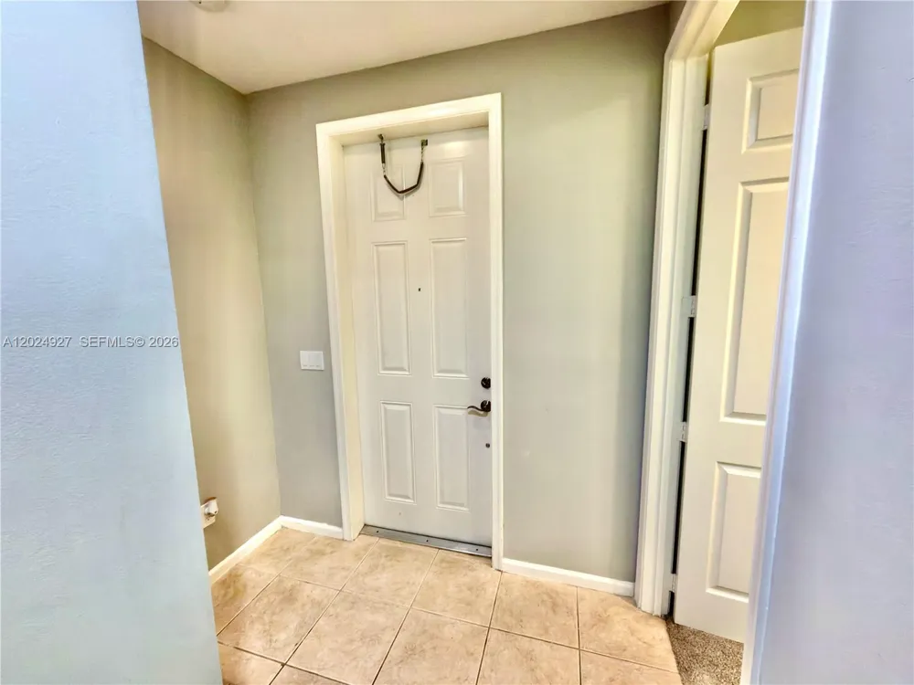 3909 White Peacock Ln Coconut Creek, FL 33073