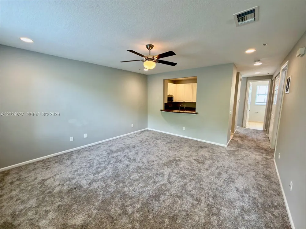 3909 White Peacock Ln Coconut Creek, FL 33073