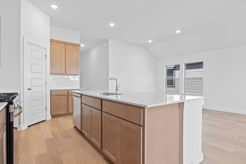 107 Malibu Hutto, TX 78634