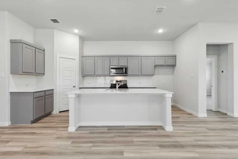 107 Malibu Hutto, TX 78634