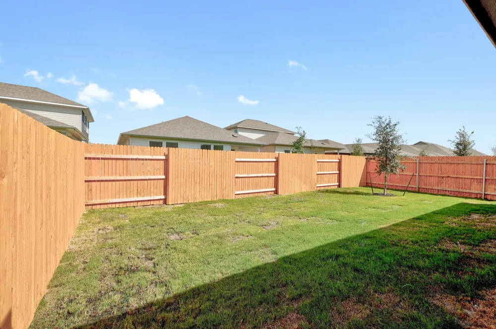 107 Malibu Hutto, TX 78634