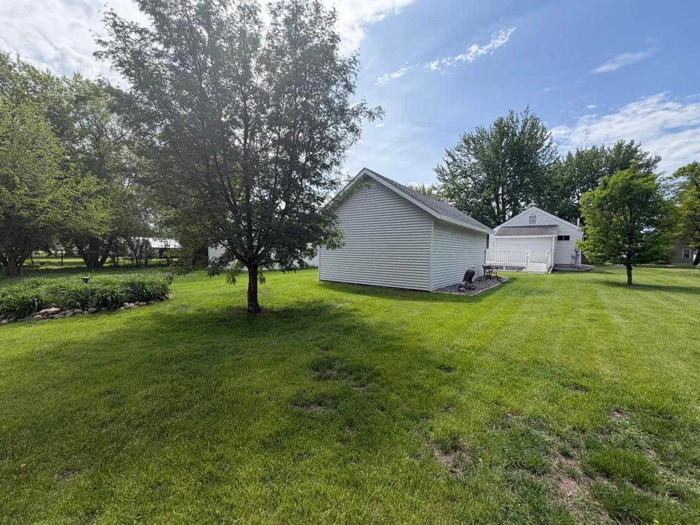 231 10th Avenue Worthington, MN 56187