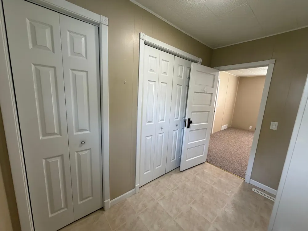 231 10th Avenue Worthington, MN 56187