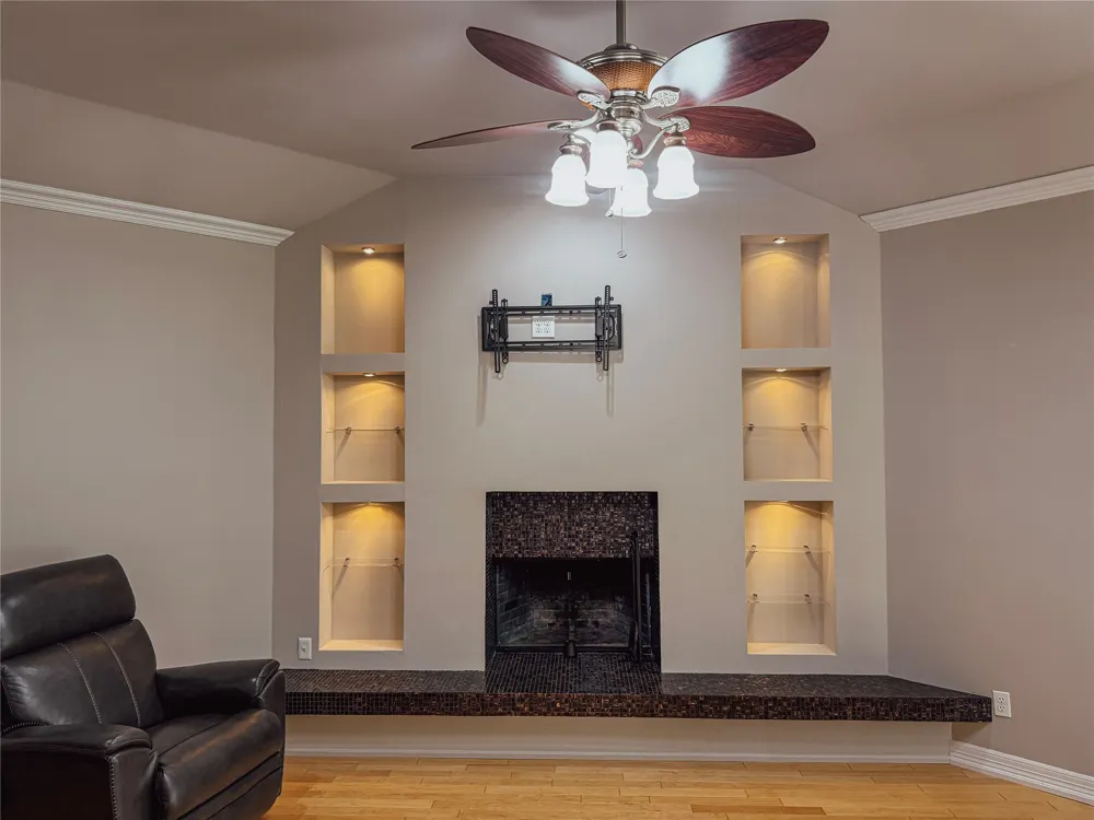 5 Woodlawn Way Star Harbor, TX 75148