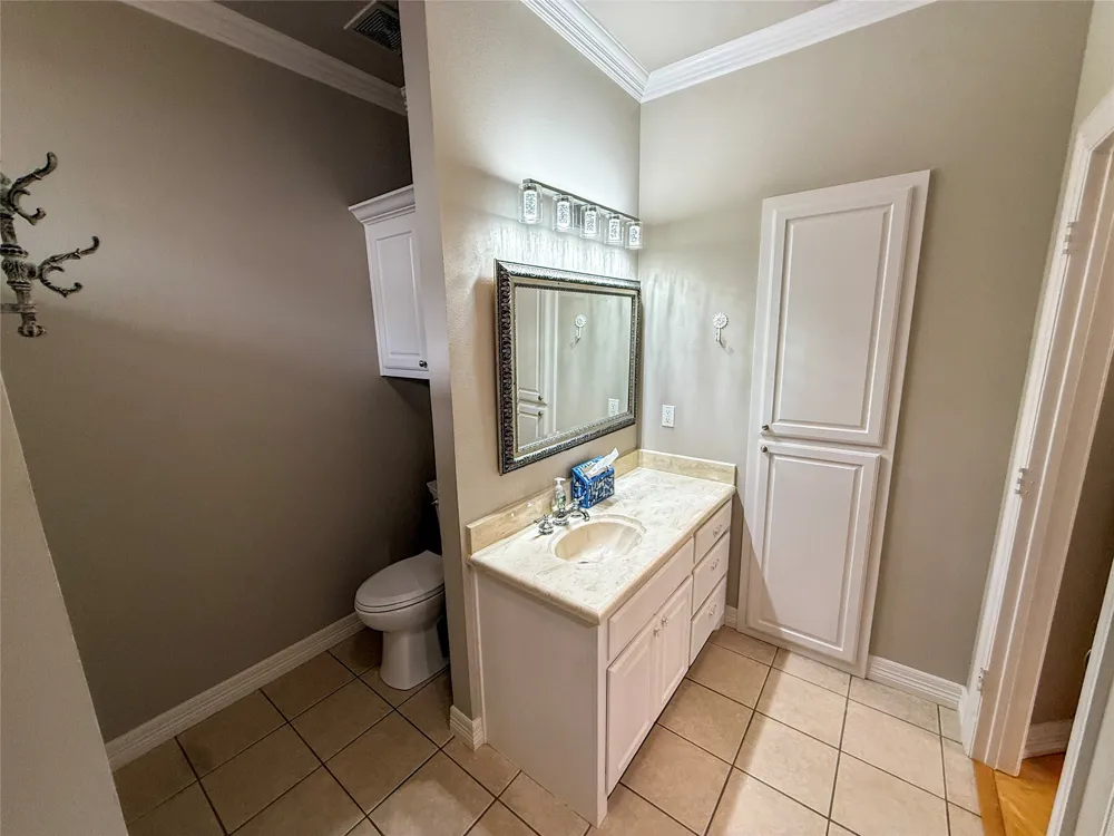 5 Woodlawn Way Star Harbor, TX 75148