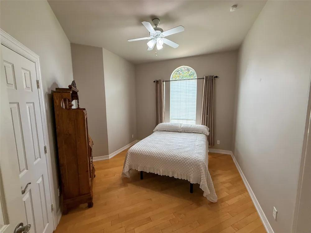 5 Woodlawn Way Star Harbor, TX 75148