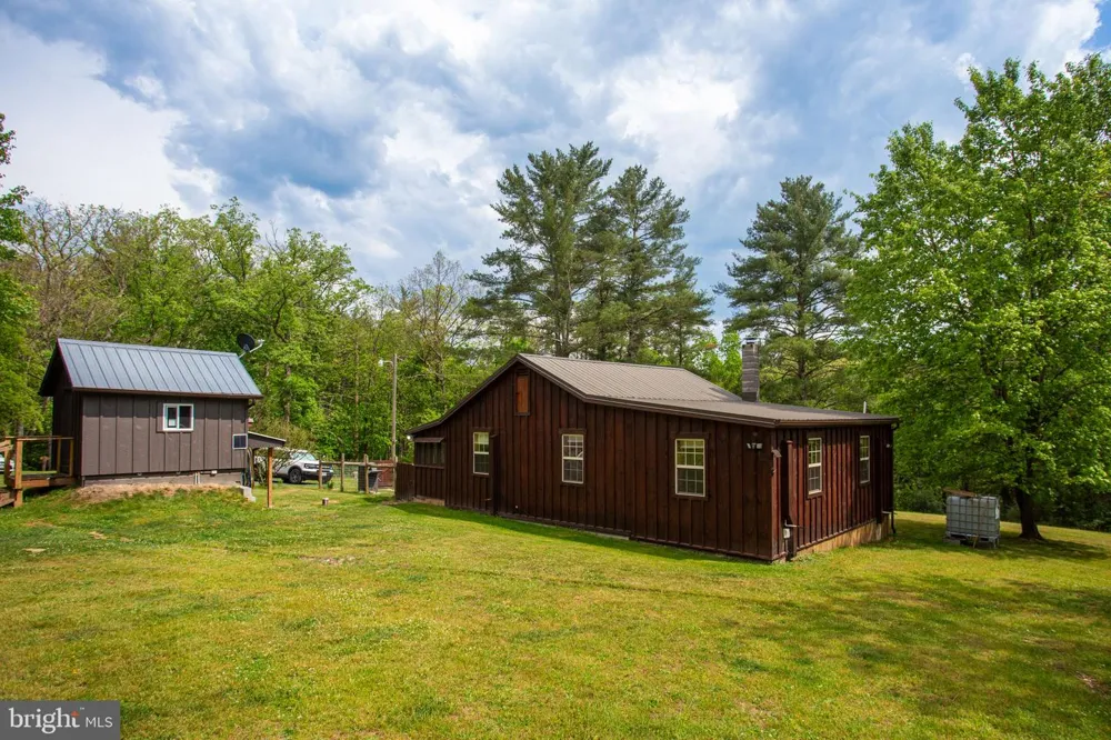 21117 MINE MOUNTAIN Bergton, VA 22811