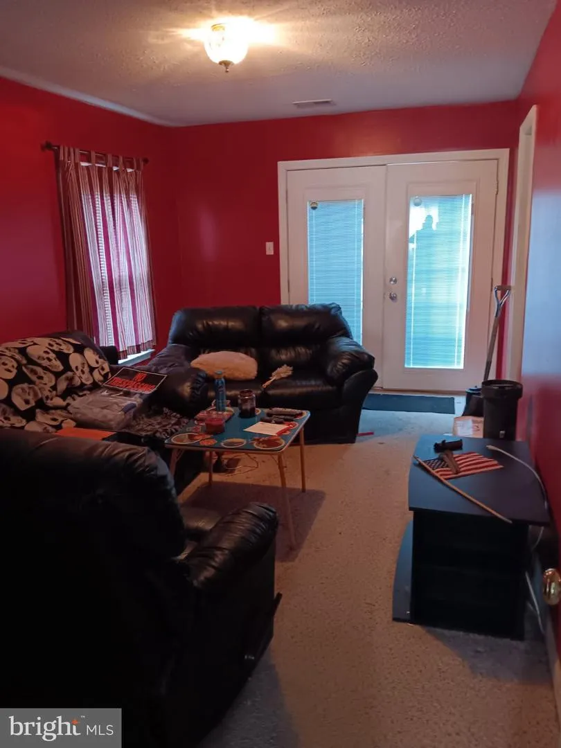 308 SHERWOOD DRIVE Williamstown, NJ 08094