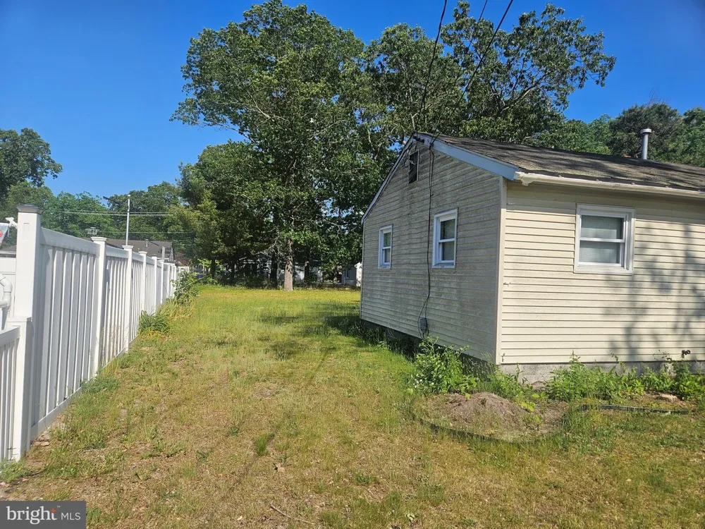 308 SHERWOOD DRIVE Williamstown, NJ 08094