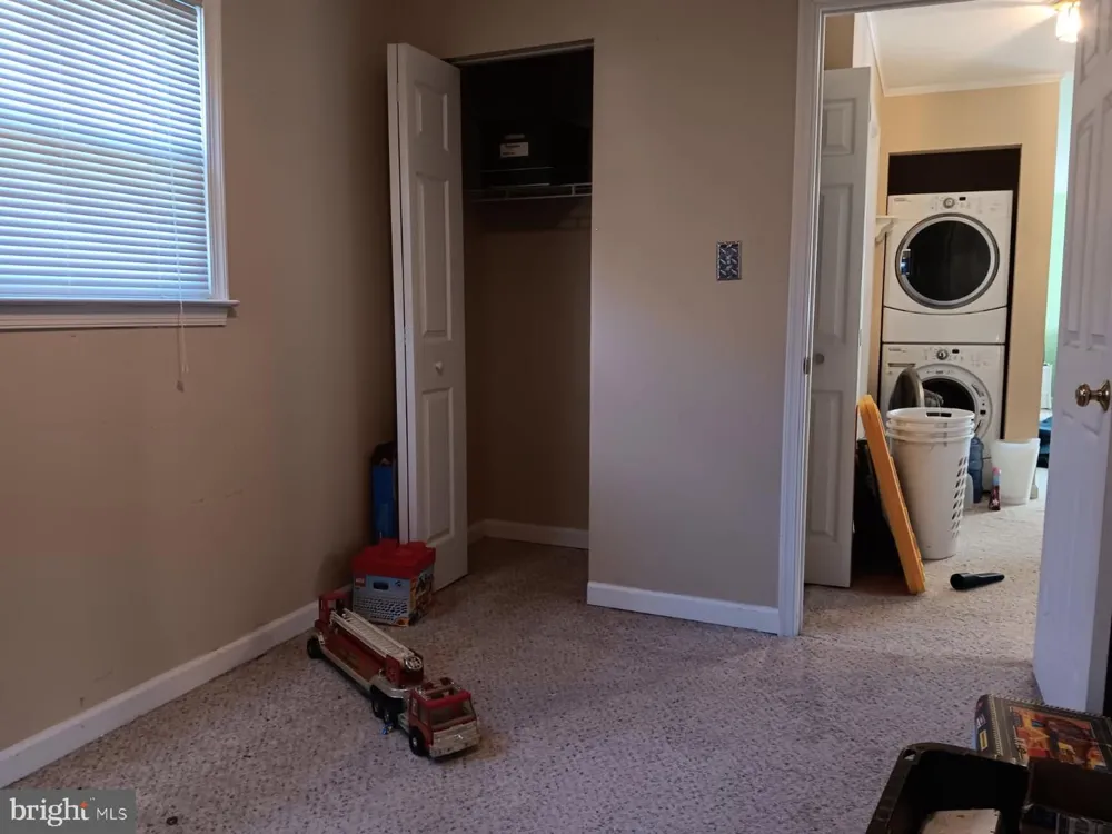 308 SHERWOOD DRIVE Williamstown, NJ 08094