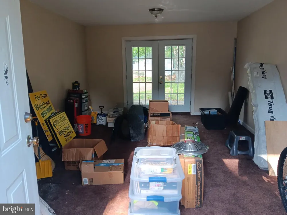 308 SHERWOOD DRIVE Williamstown, NJ 08094
