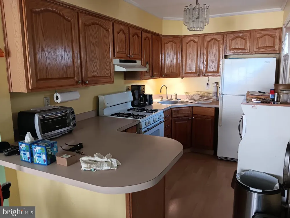 308 SHERWOOD DRIVE Williamstown, NJ 08094
