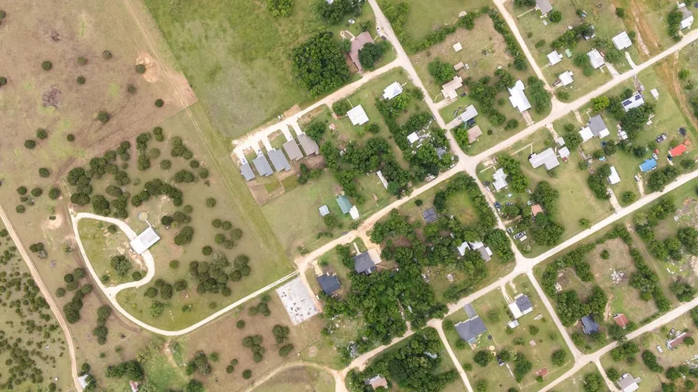 328 E Norway Street Walnut Springs, TX 76690