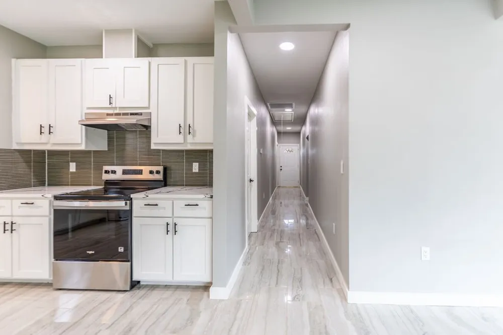 328 E Norway Street Walnut Springs, TX 76690