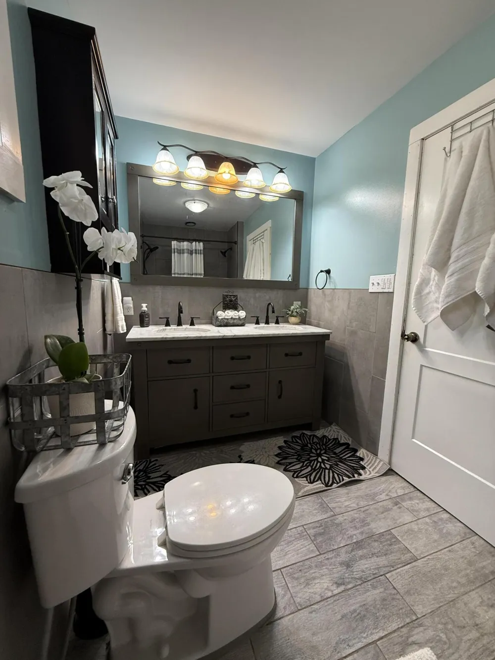 1581 Lone Pine Drive Peacock Township, MI 49304