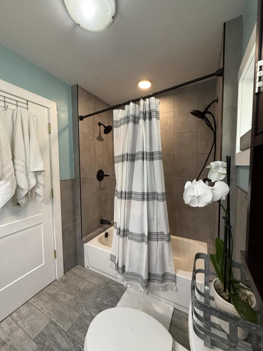1581 Lone Pine Drive Peacock Township, MI 49304