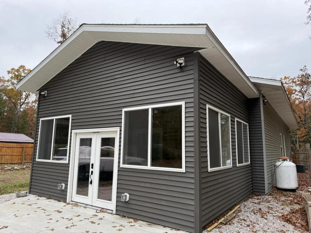 1581 Lone Pine Drive Peacock Township, MI 49304