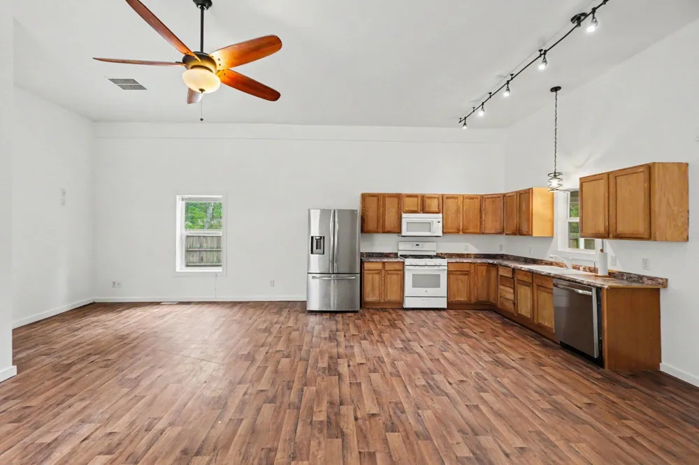 1581 Lone Pine Drive Peacock Township, MI 49304