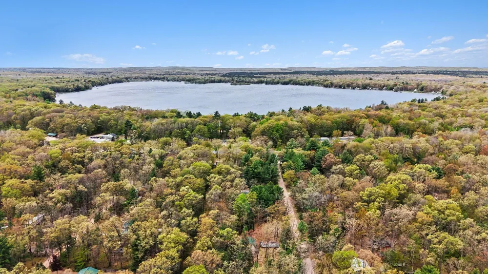 1581 Lone Pine Drive Peacock Township, MI 49304