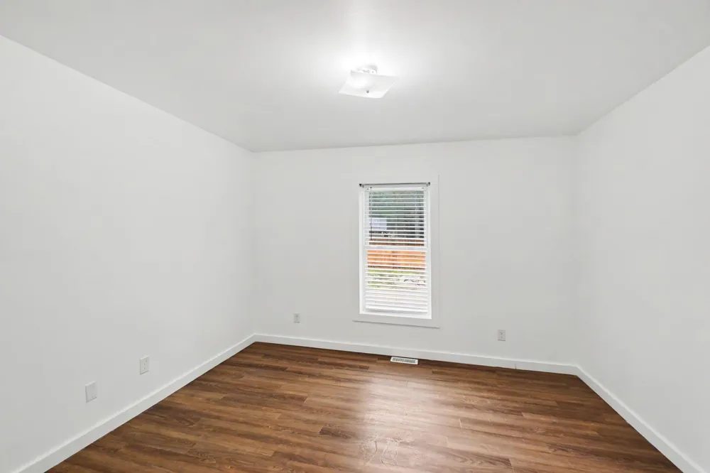 1581 Lone Pine Drive Peacock Township, MI 49304