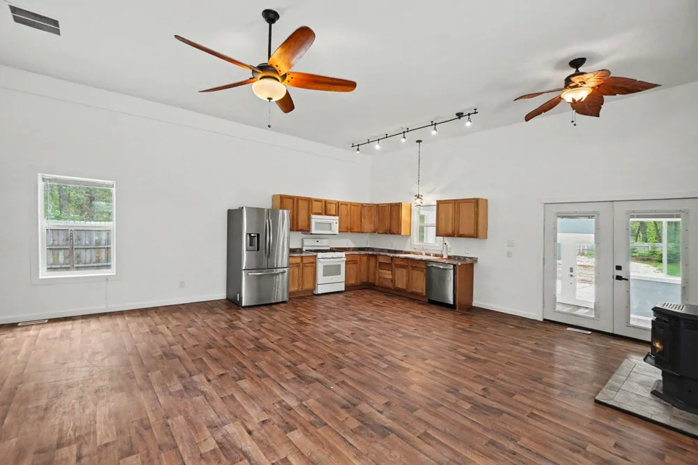 1581 Lone Pine Drive Peacock Township, MI 49304