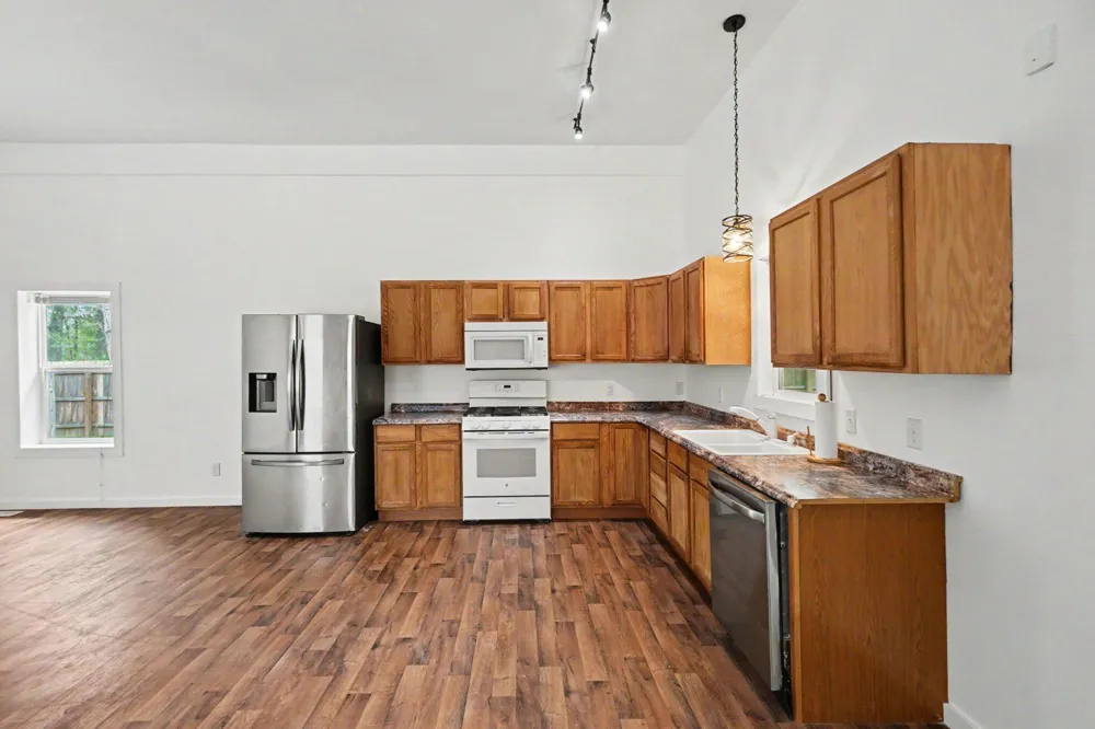 1581 Lone Pine Drive Peacock Township, MI 49304