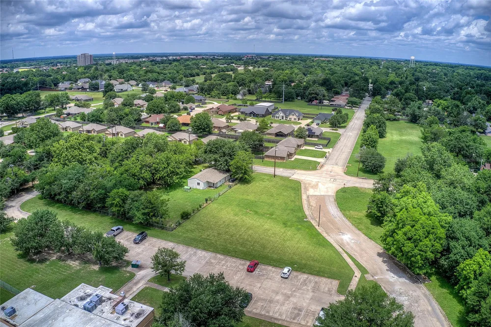Washington Street Commerce, TX 75428