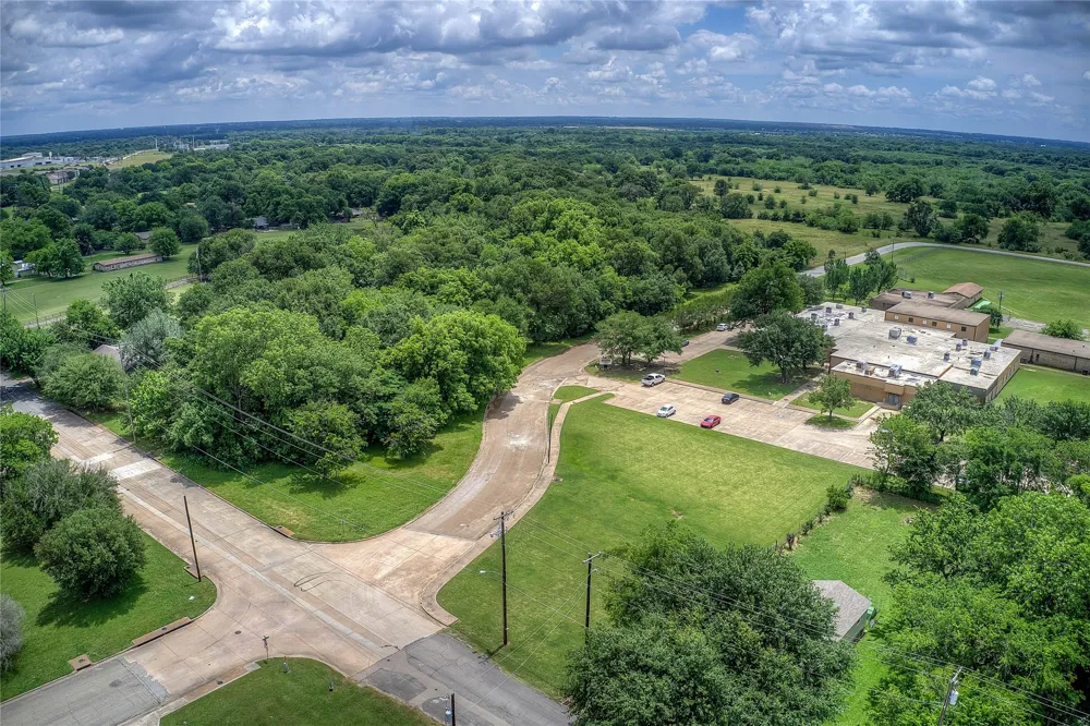Washington Street Commerce, TX 75428