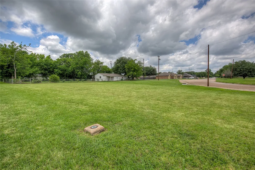 Washington Street Commerce, TX 75428