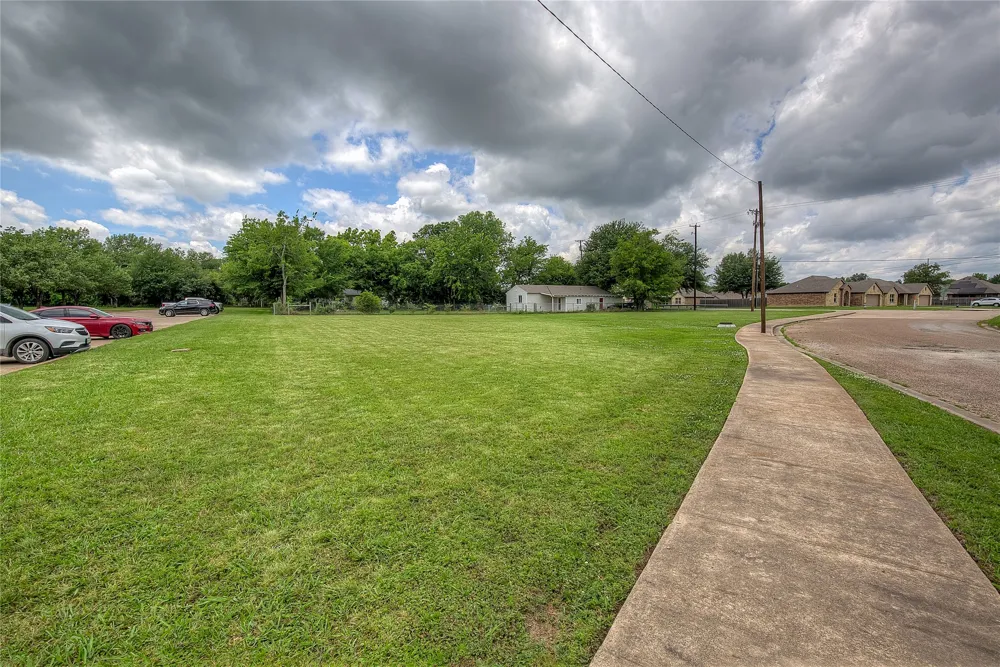 Washington Street Commerce, TX 75428