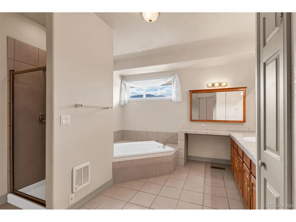 743 CR 143 Canon City, CO 81212