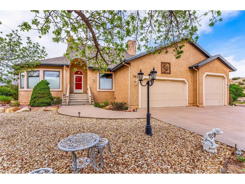 743 CR 143 Canon City, CO 81212