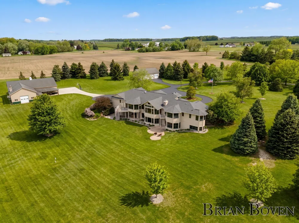 1740 7 Mile Road NW Comstock Park, MI 49321