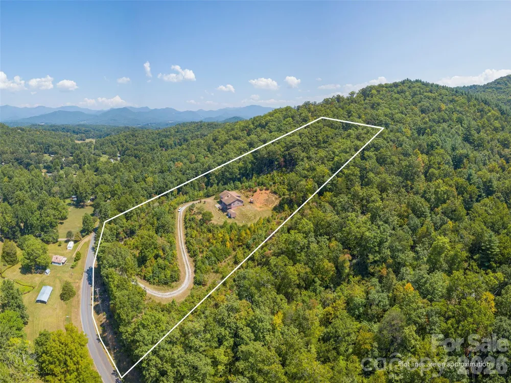 1120 Jacobs Branch Road Franklin, NC 28734