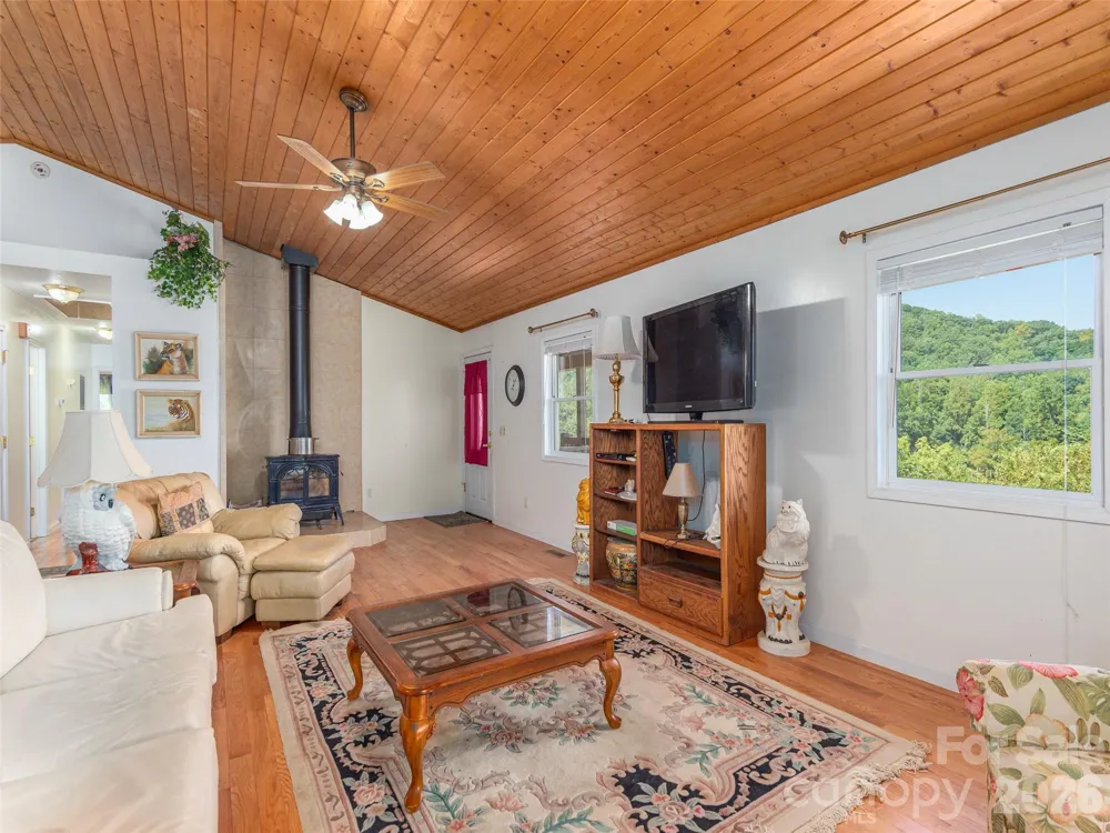 1120 Jacobs Branch Road Franklin, NC 28734