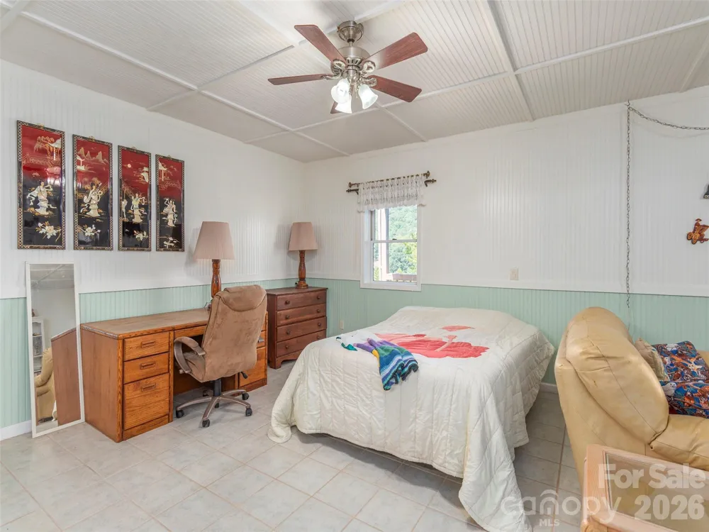 1120 Jacobs Branch Road Franklin, NC 28734
