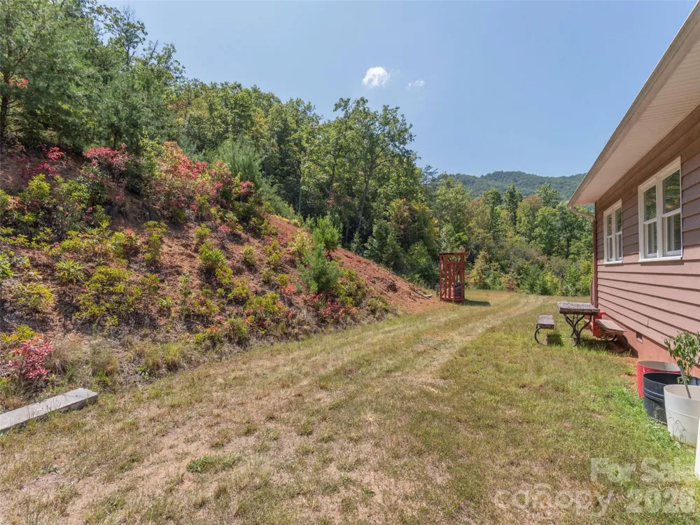1120 Jacobs Branch Road Franklin, NC 28734