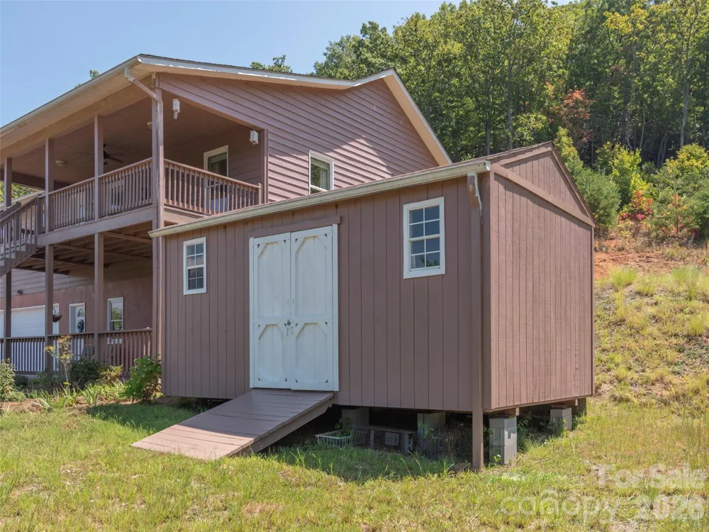1120 Jacobs Branch Road Franklin, NC 28734