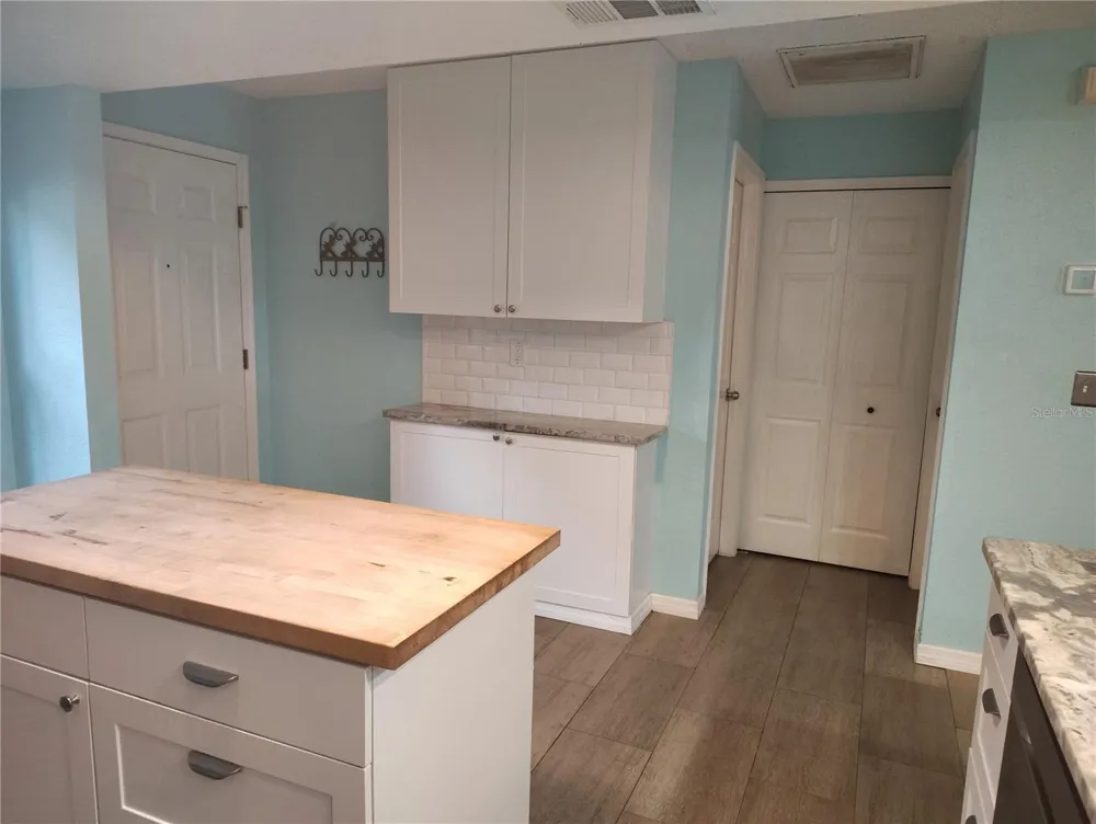 10853 43RD STREET #1201 Clearwater, FL 33762