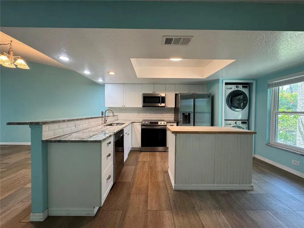 10853 43RD STREET #1201 Clearwater, FL 33762