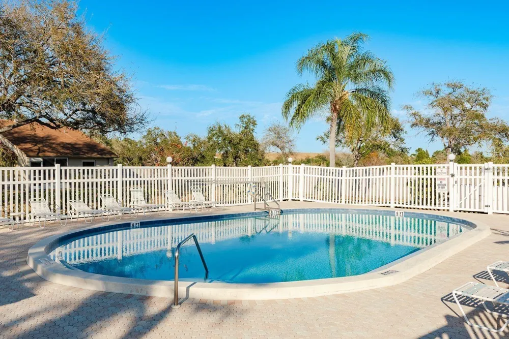 10853 43RD STREET #1201 Clearwater, FL 33762