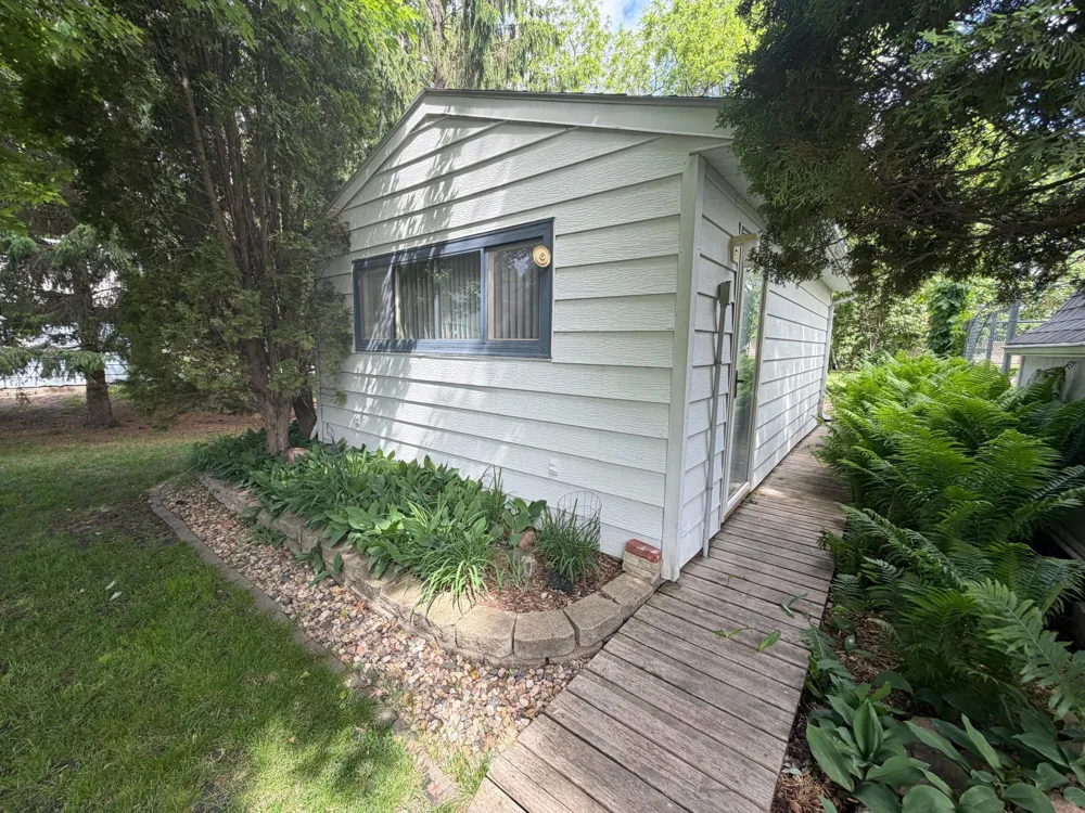 219 10th Avenue Worthington, MN 56187