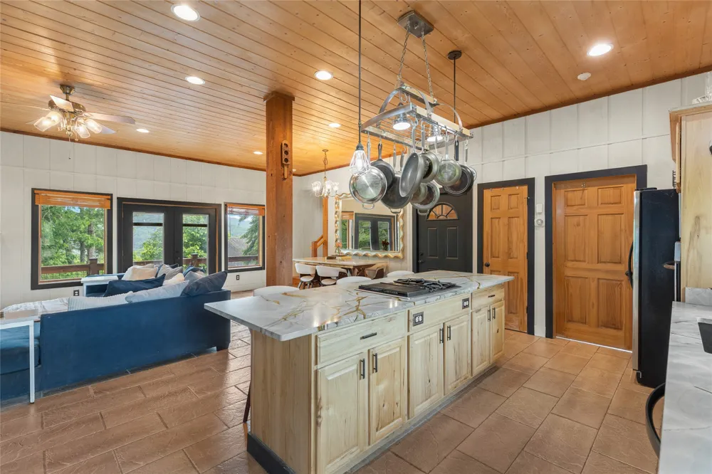 36 Heavens Gate Lane Glenville, NC 28736