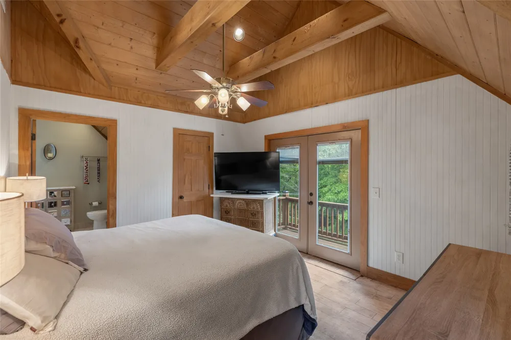 36 Heavens Gate Lane Glenville, NC 28736