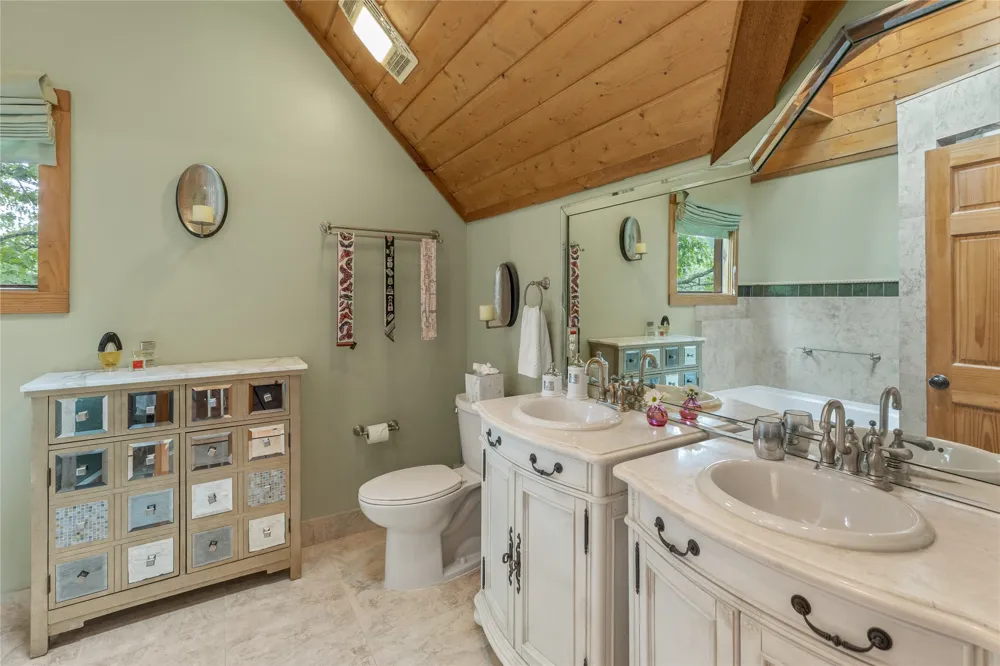 36 Heavens Gate Lane Glenville, NC 28736