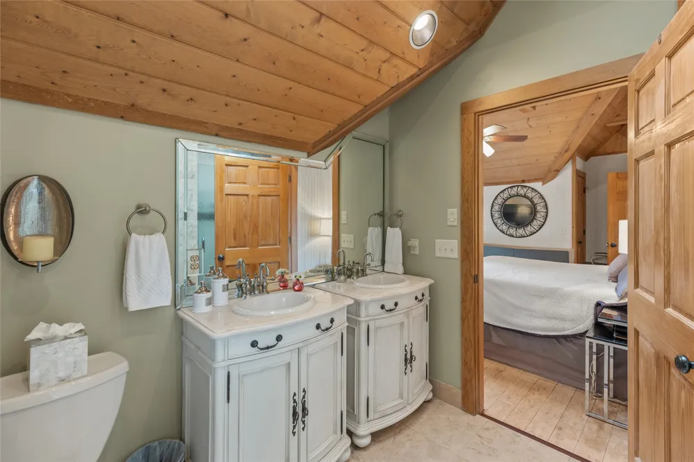 36 Heavens Gate Lane Glenville, NC 28736