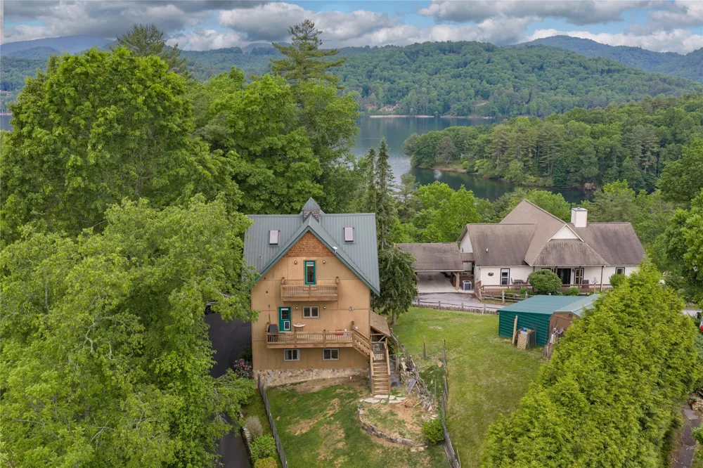 36 Heavens Gate Lane Glenville, NC 28736