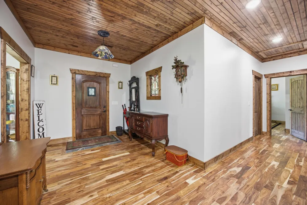 430 Gray Creek Road Graysville, TN 37338