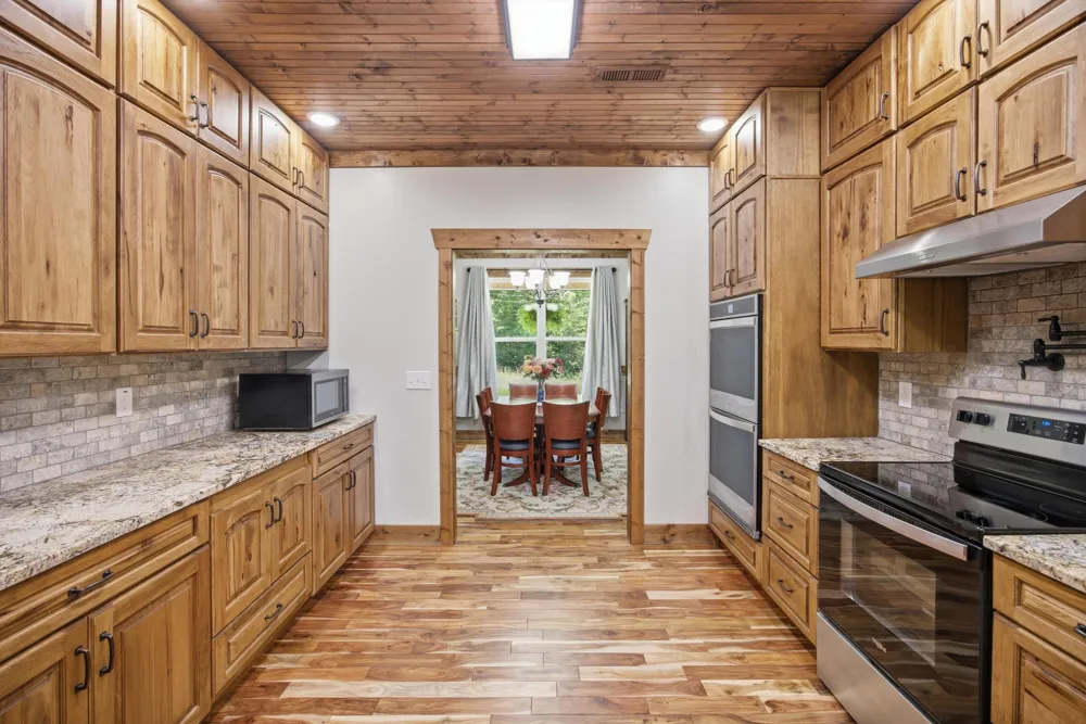 430 Gray Creek Road Graysville, TN 37338